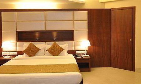 เค็มพ์ตัน โฮเต็ล Hotel โกลกาตา ภายนอก รูปภาพ