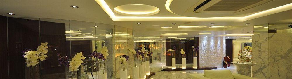 เค็มพ์ตัน โฮเต็ล Hotel โกลกาตา ภายนอก รูปภาพ
