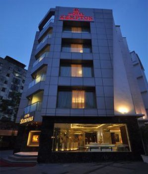 เค็มพ์ตัน โฮเต็ล Hotel โกลกาตา ภายนอก รูปภาพ