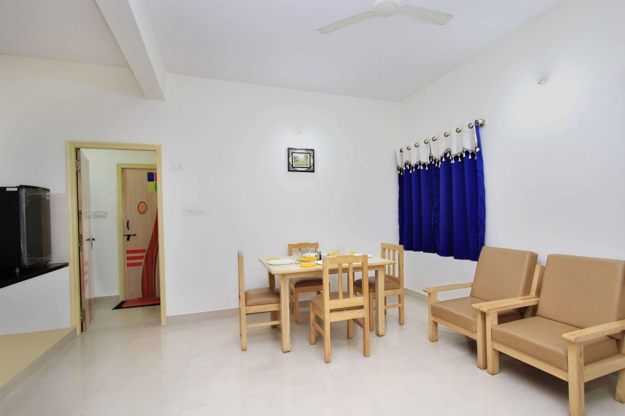 เค็มพ์ตัน โฮเต็ล Hotel โกลกาตา ภายนอก รูปภาพ