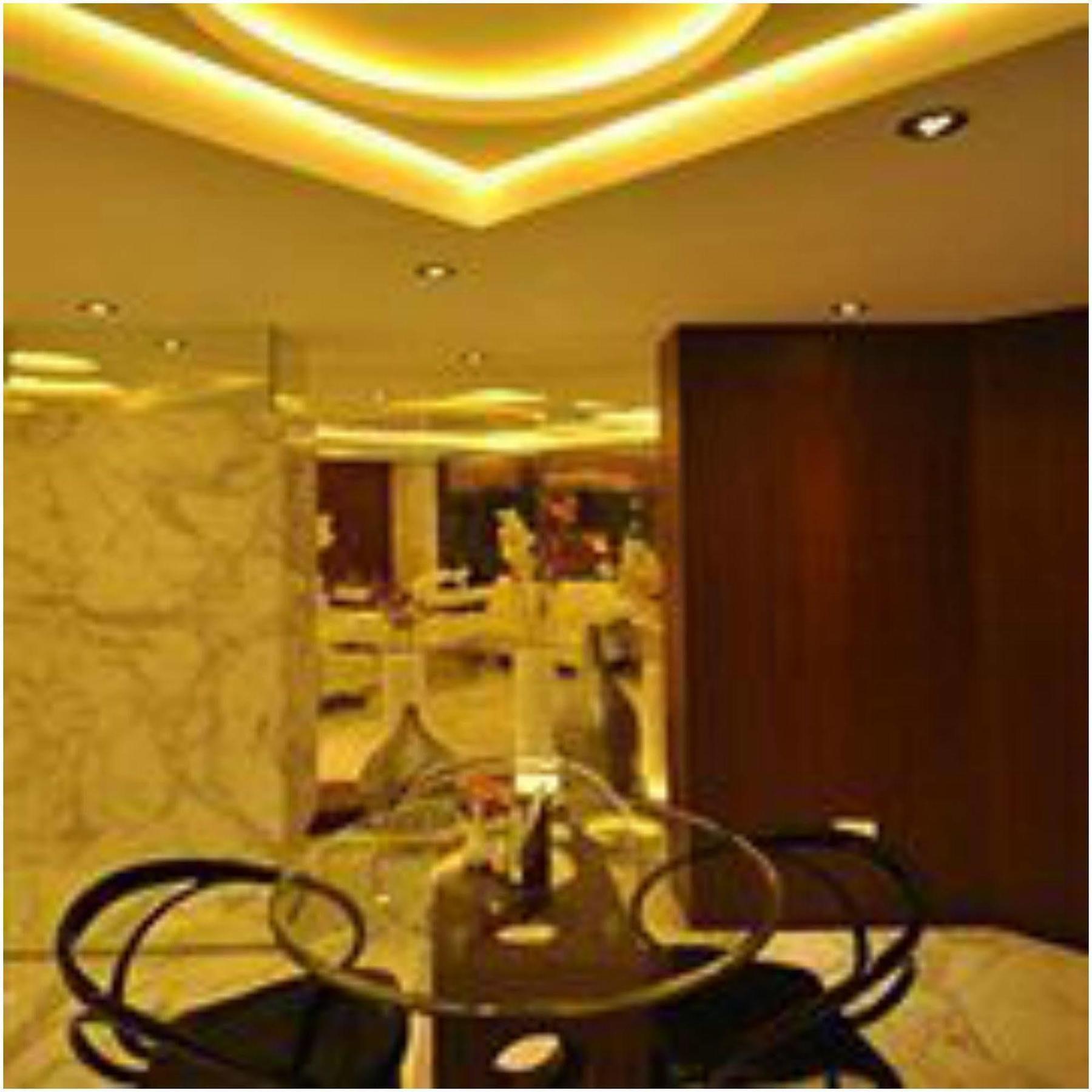 เค็มพ์ตัน โฮเต็ล Hotel โกลกาตา ภายนอก รูปภาพ